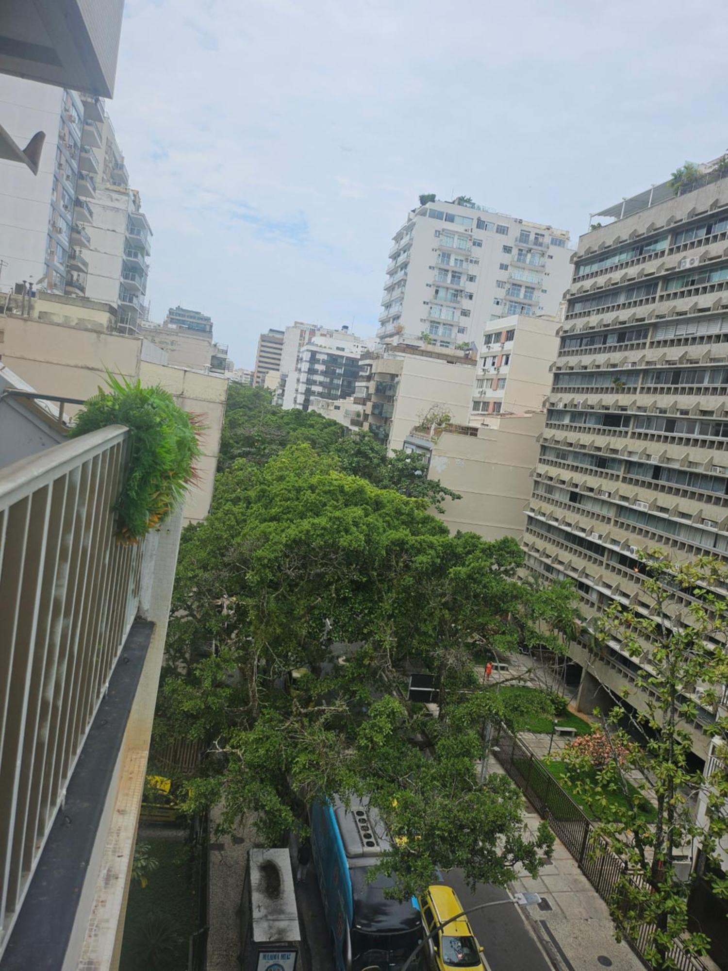 Charmosa Cobertura Em Ipanema Na Quadra Da Praia De Quarto, Sala, Terraco E Sauna Рио-де-Жанейро Экстерьер фото